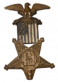 LARGE PAINTED IRON FINIAL IN THE FORM OF A G.A.R. MEDAL