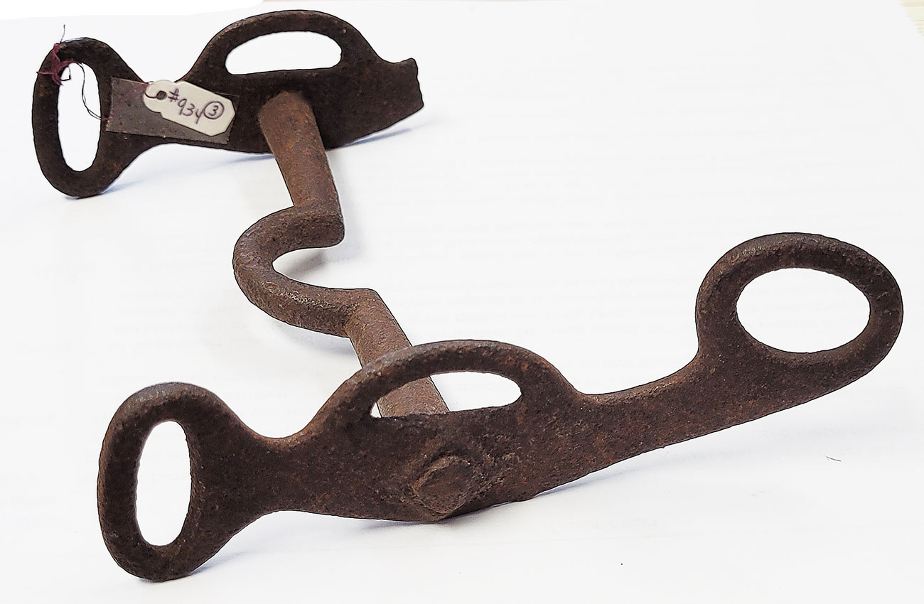 IRON US/CS HORSE BIT (BROKEN) FROM LEE’S HEADQUARTERS MUSEUM COLLECTION