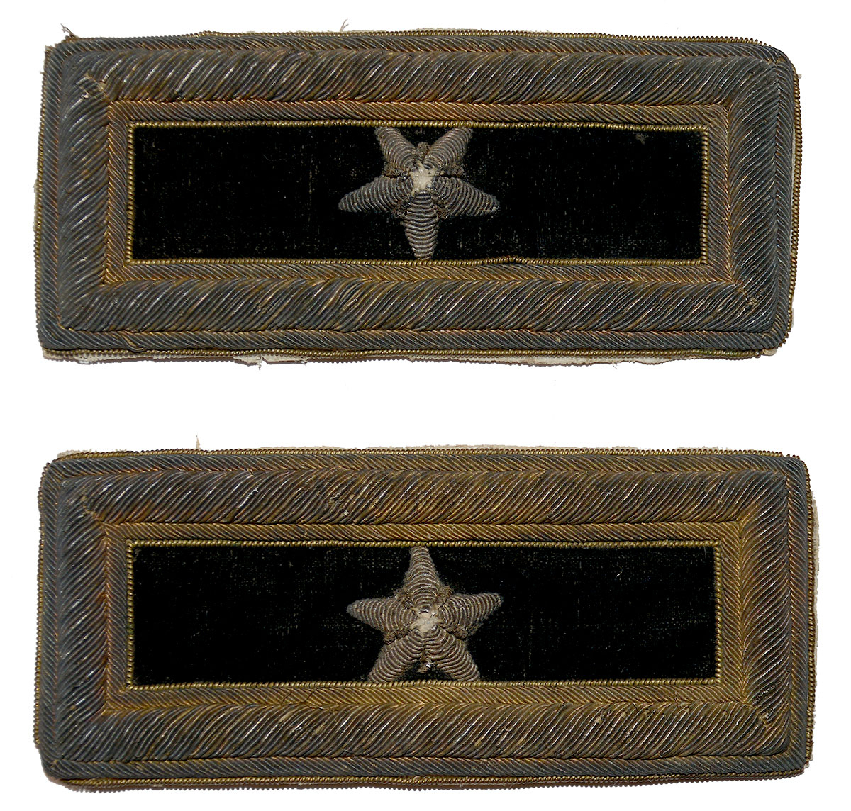 SCARCE BRIGADIER GENERAL EXTRA RICH THREE ROW SHOULDER STRAPS, WIDE CENTRE