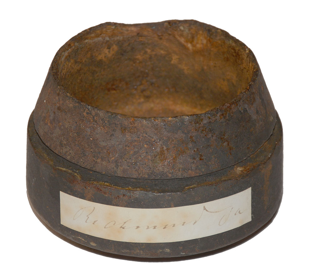 3.8” HOTCHKISS BASE CUP WITH “RICHMOND, VA” LABEL FROM YORK SPRINGS, PA G.A.R. POST #37 COLLECTION