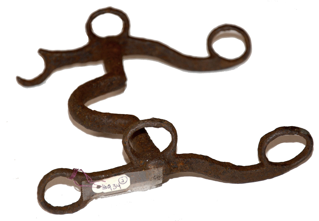 IRON US/CS HORSE BIT (BROKEN) FROM LEE’S HEADQUARTERS MUSEUM COLLECTION
