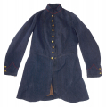 IDENTIFIED FIELD-USED AND SOLDIER MODIFIED SCHUYLKILL ARSENAL MARKED HEAVY ARTILLERY ENLISTED FROCK COAT OF S.H. YAHRES, 5th PA HEAVY ARTILLERY