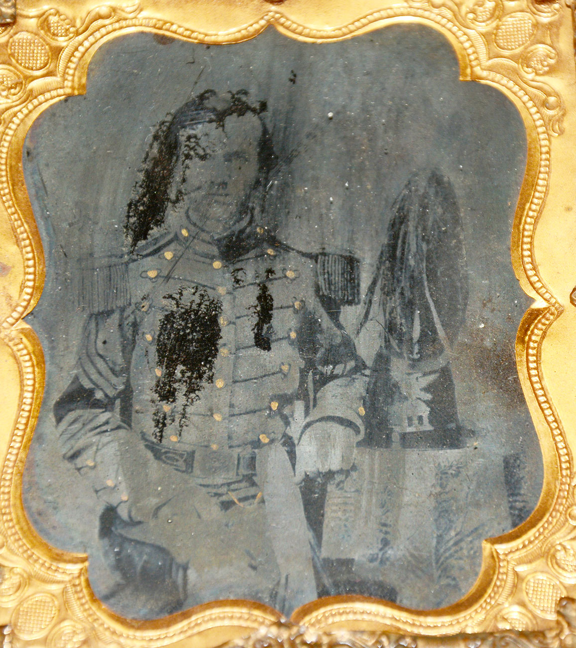 SIXTH PLATE RUBY AMBROTYPE OF THOMAS H. BOMAR, CAPTAIN CHESTATEE LIGHT ARTILLERY AND MAJOR 38th GEORGIA