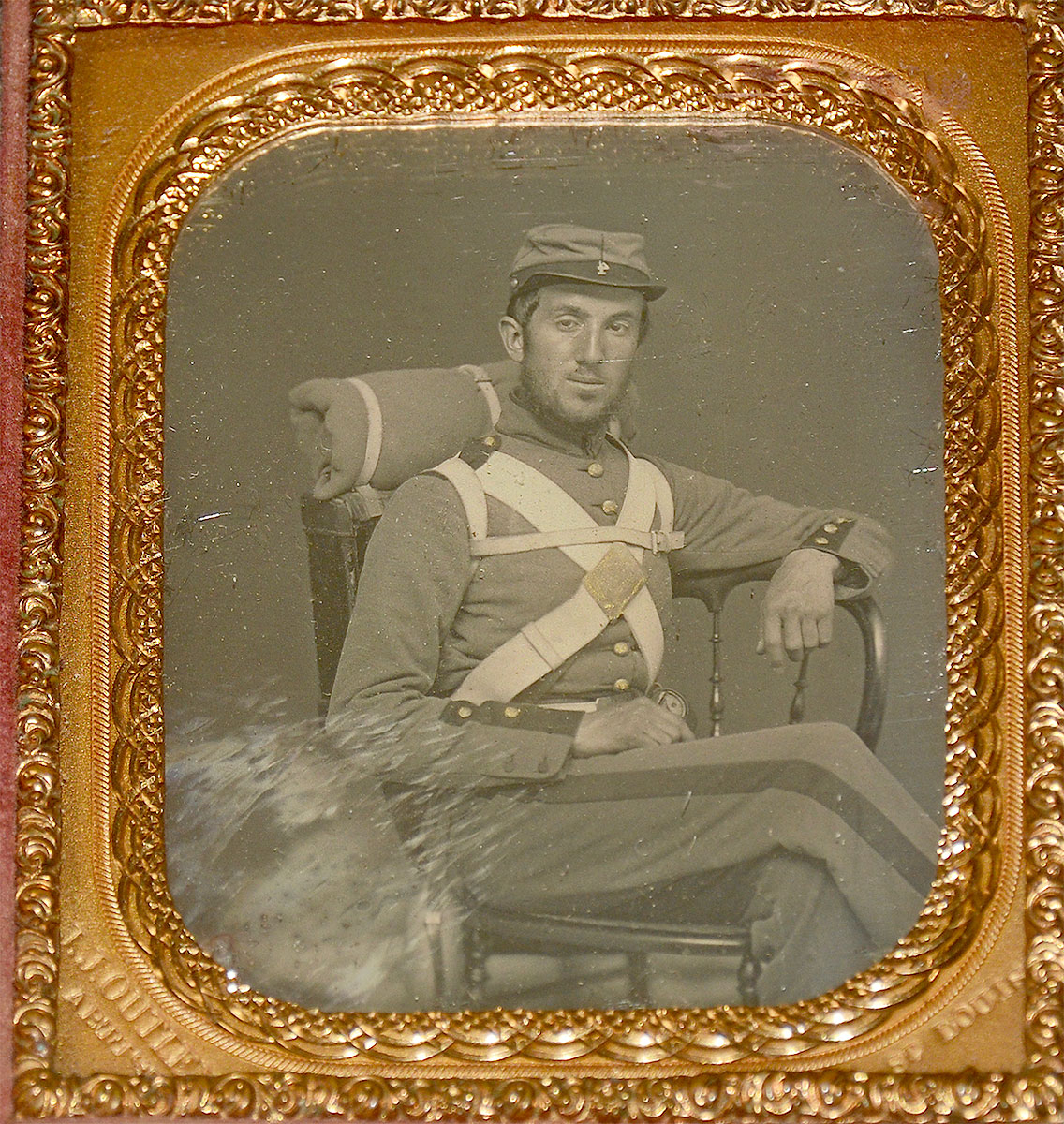 STRIKING 1/6 PLATE DAGUERROTYPE – A DISTINCTIVE 4th N.Y.S.M. PRIVATE
