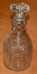 QUART SIZE CONTINENTAL DECANTER CUT IN THE ENGLISH STYLE, C1820-1840