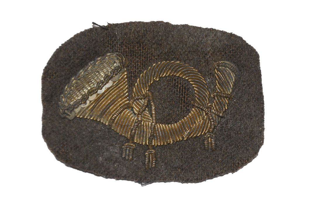 EMBROIDERED INFANTRY OFFICER’S CAP INSIGNIA