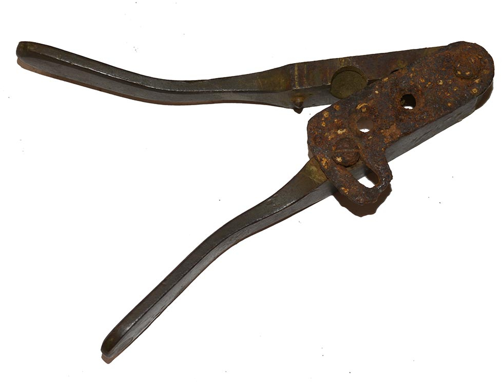 RELIC .36 CALIBER BRASS TWO-CAVITY BULLET MOLD – RECOVERED NEAR FREDERICSBURG