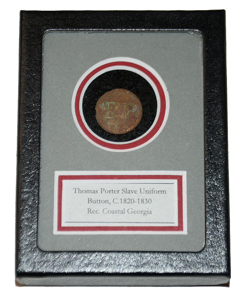 THOMAS PORTER SLAVE TRADE BUTTON IN VERY GOOD CONDITION 