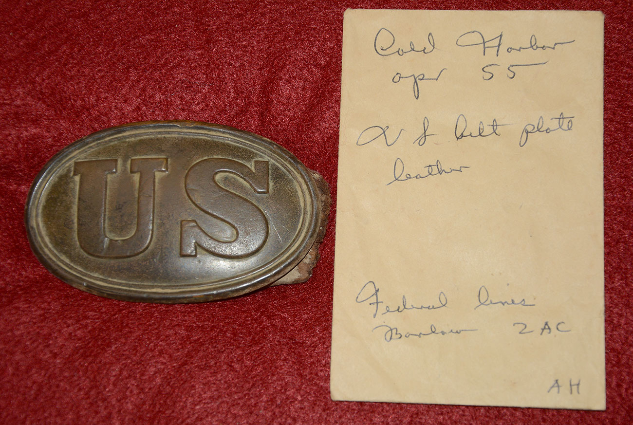OVAL PUPPY-PAW US BELT PLATE WITH LEATHER RECOVERED IN 1955 BY SYD KERKSIS IN U.S. 2nd CORPS LINES AT COLD HARBOR