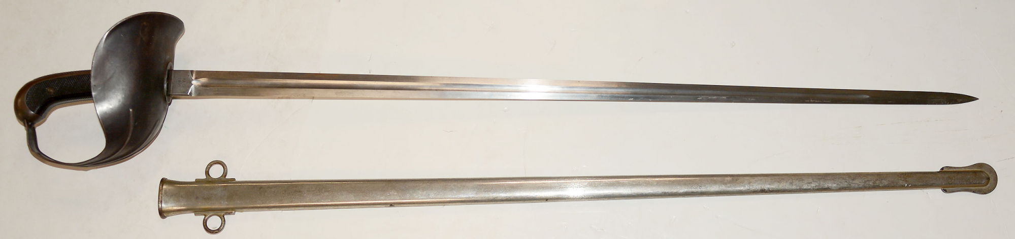 US MODEL 1913 CAVALRY OR “PATTON” SWORD BY LANDERS, FRARY & CLARK, D.1918