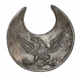 CRESCENT-SHAPED US VOLUNTEER MILITIA HAT PLATE 1825-1845