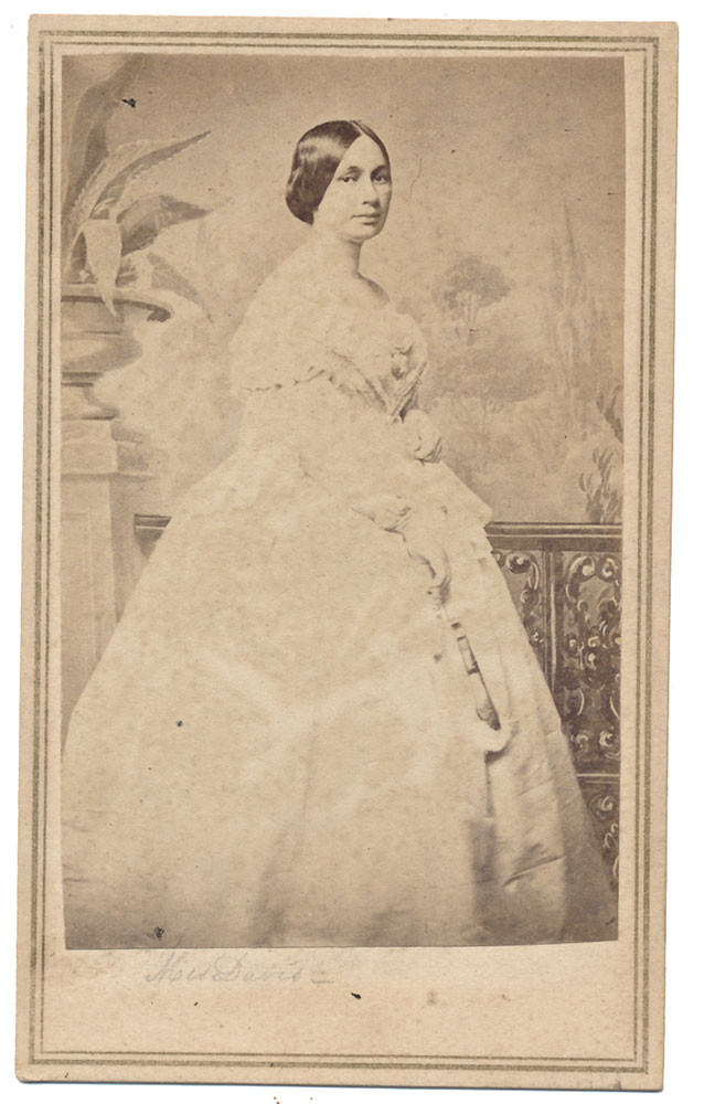 FULL-VIEW CDV ETCHING PORTRAIT OF VARINA DAVIS