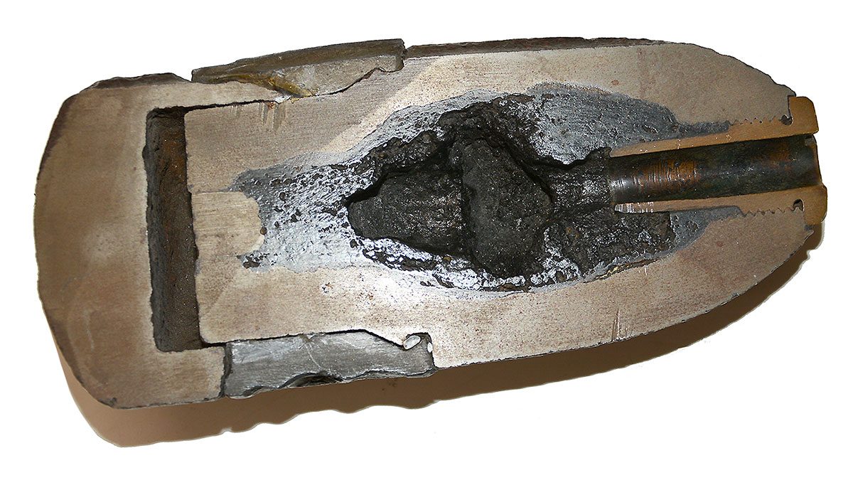 SECTIONED CIVIL WAR US 3” HOTCHKISS SHELL 