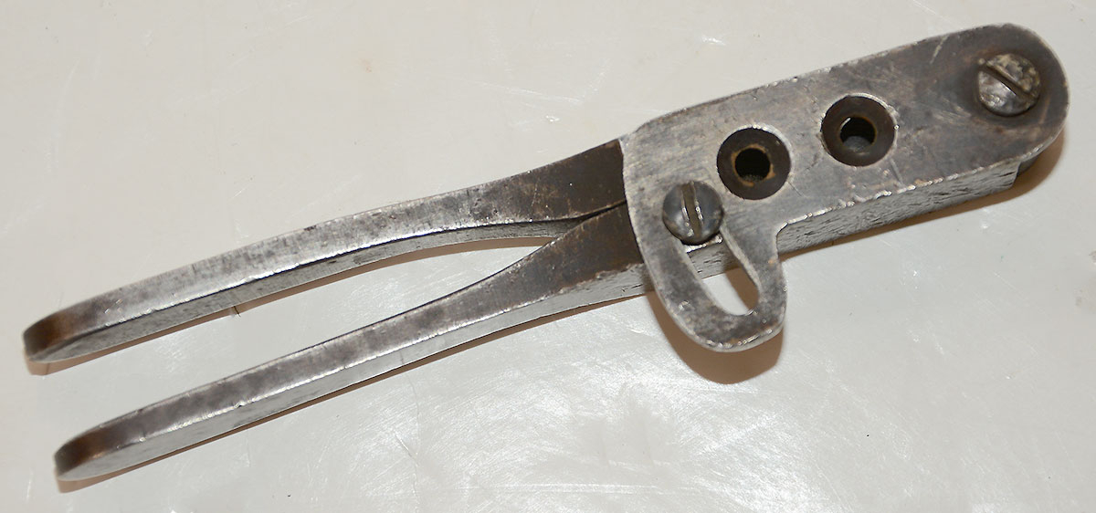 REMINGTON BULLET MOLD FOR .44 CALIBER REVOLVERS