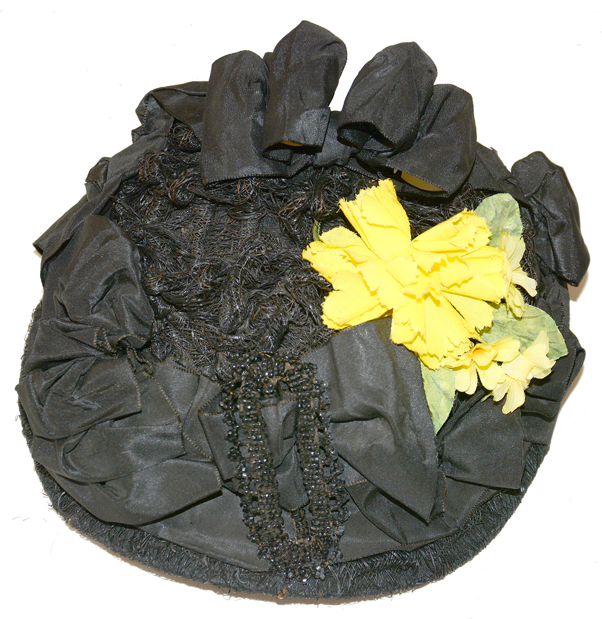 CHARMING C1890S BLACK HAT OF CRISP SILK TAFFETA
