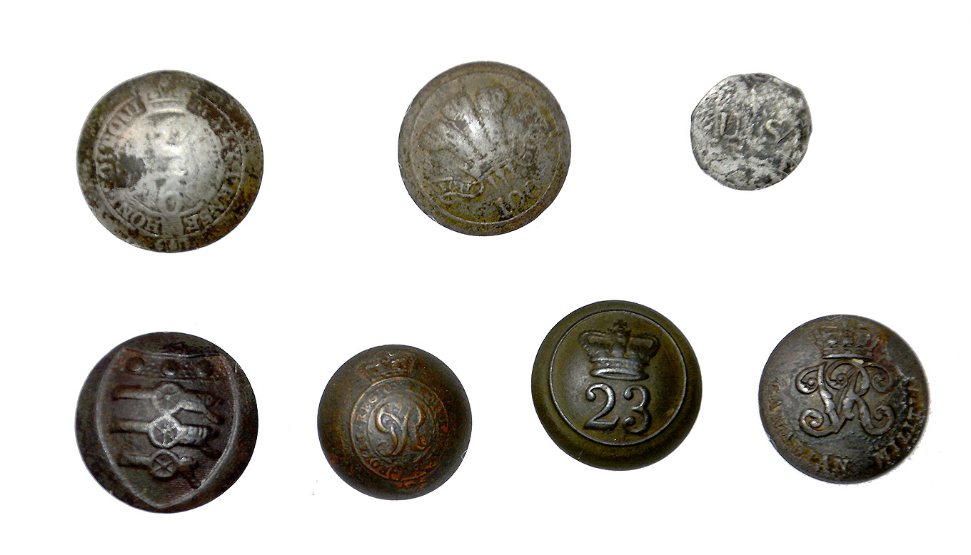 WAR OF 1812 BUTTON GROUP RECOVERED FROM FORTS ERIE, NIAGARA, AND GEORGE