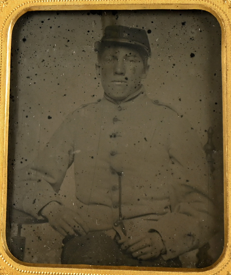 CONFEDERATE SOLDIER IN UNIFORM, LOY FAMILY OF VIRGINIA