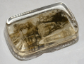 GETTYSBURG SOUVENIR GLASS PAPERWEIGHT WITH PHOTO OF THE DEVIL’S DEN