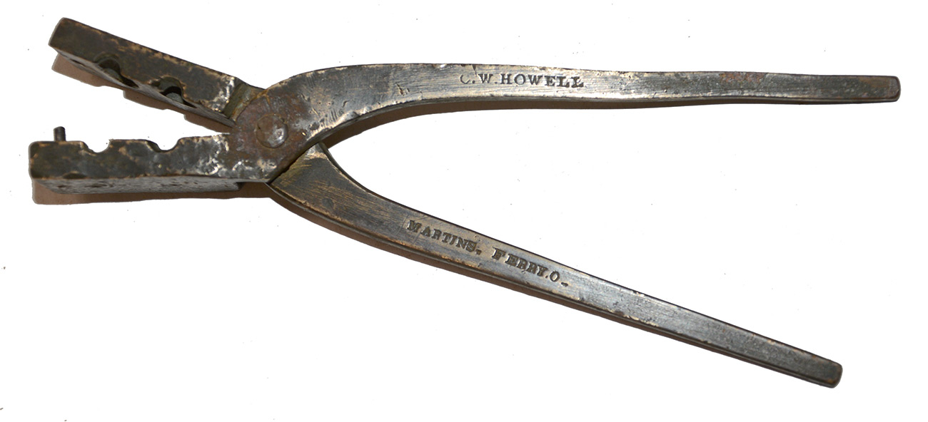 BULLET MOLD MADE BY PLAINS AND KENTUCKY RIFLE GUNSMITH C.W. HOWELL