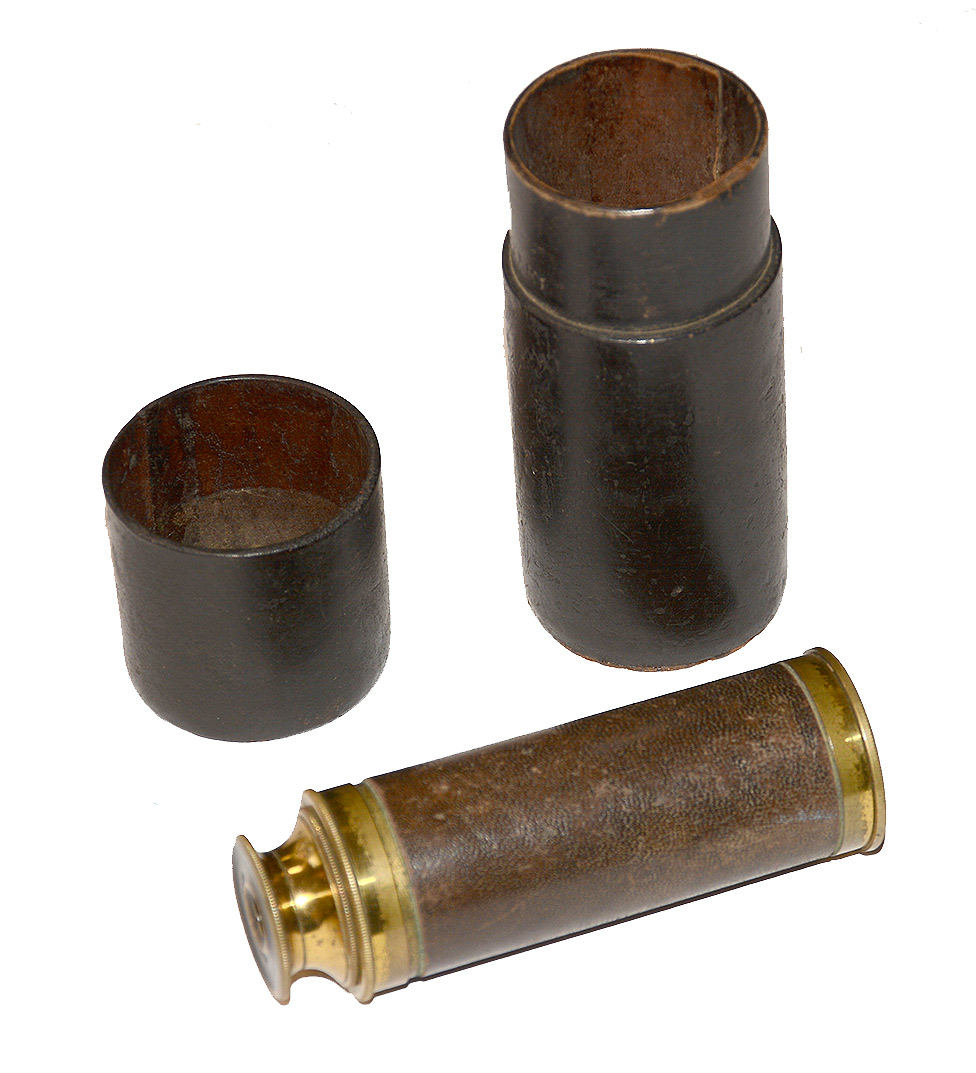 SMALL COLLAPSIBLE BRASS TELESCOPE WITH CASE