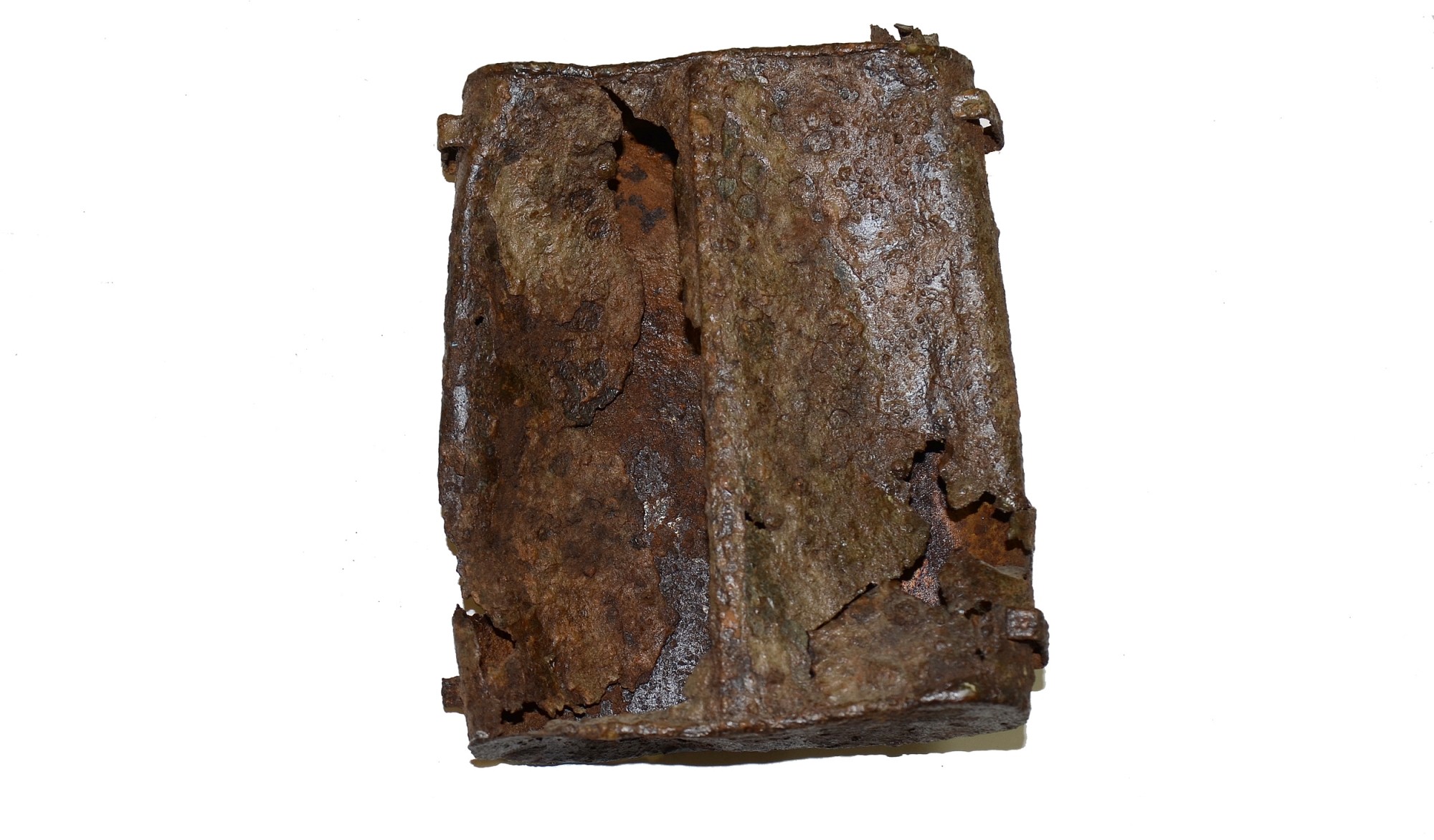 CONFEDERATE FILTER CANTEEN DUG AT A UNION WINTER CAMP IN STAFFORD COUNTY, VA BY WENDELL LANG, JR.