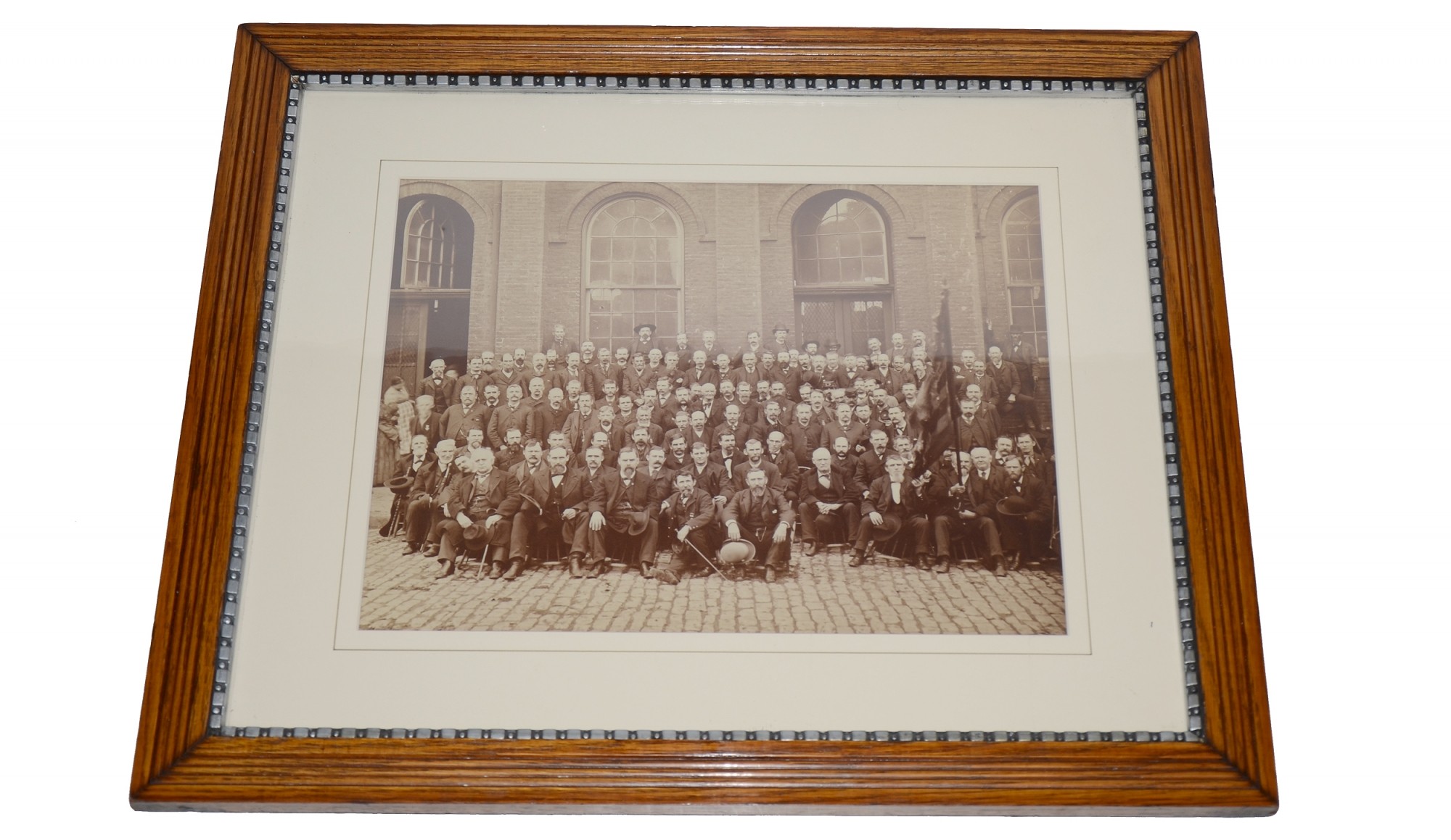 LARGE, FRAMED PHOTO OF CIVIL WAR VETERANS FROM THE 102nd PENNSYLVANIA VOLUNTEER INFANTRY