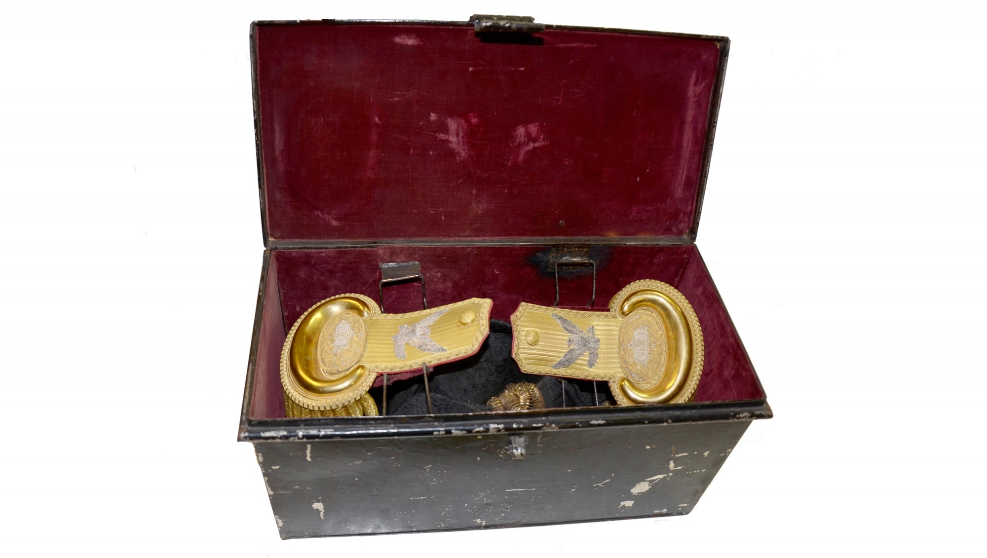 ORDNANCE DEPARTMENT OFFICER’S HANDSOME GOLD DRESS EPAULETTES AND CHAPEAUX IN THE ORIGINAL METAL BOX 