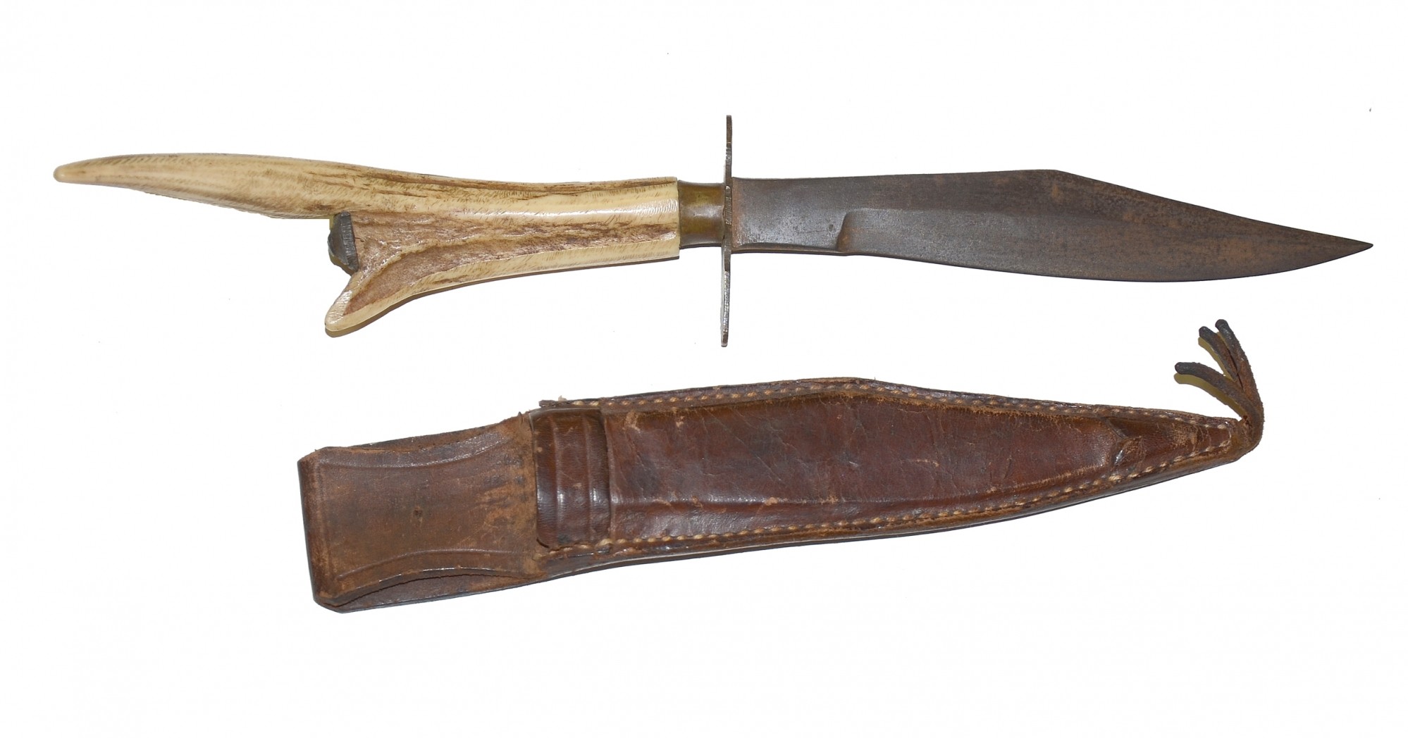 STAG HANDLED BELT KNIFE WITH SHEATH — Horse Soldier
